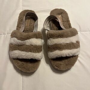 Koolaburra by Ugg Slipper Sandals